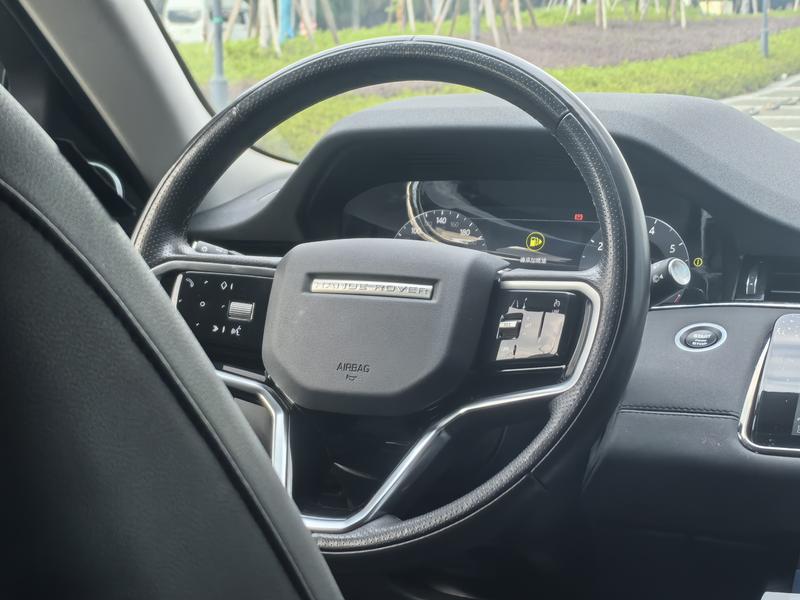 Land Rover Range Rover Evoque L, 2023 — фото 10 из 12