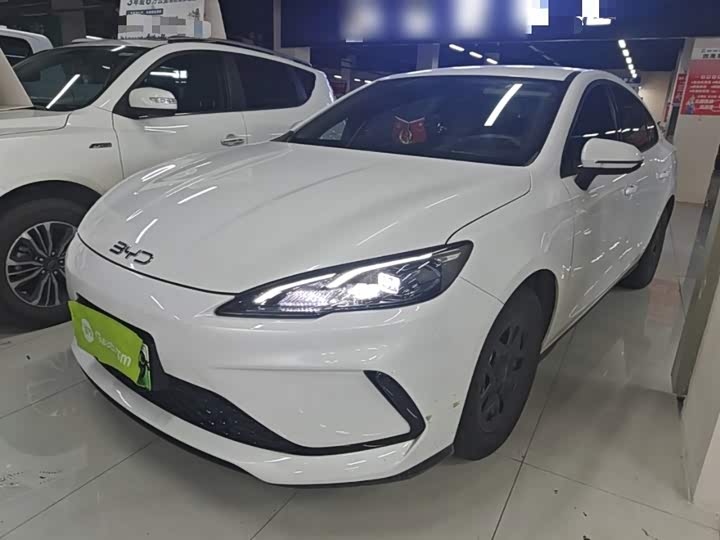 BYD Seal 05 DM-i Hybrid, 2025 — фото 2 из 9