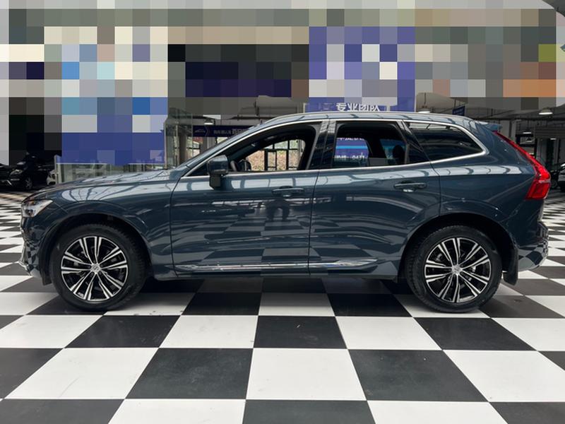 Volvo XC60, 2021 — фото 4 из 12
