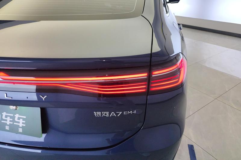 Geely Galaxy A7, 2025 — фото 5 из 12