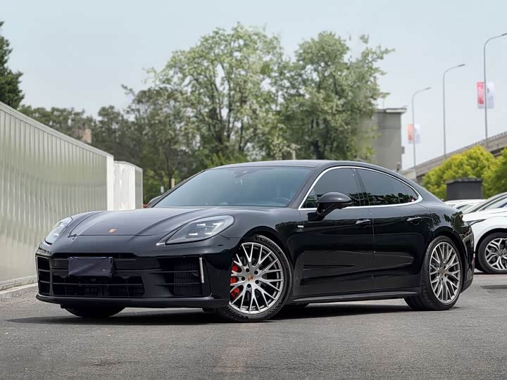 Porsche Panamera, 2025 — купить в Саранске под ключ