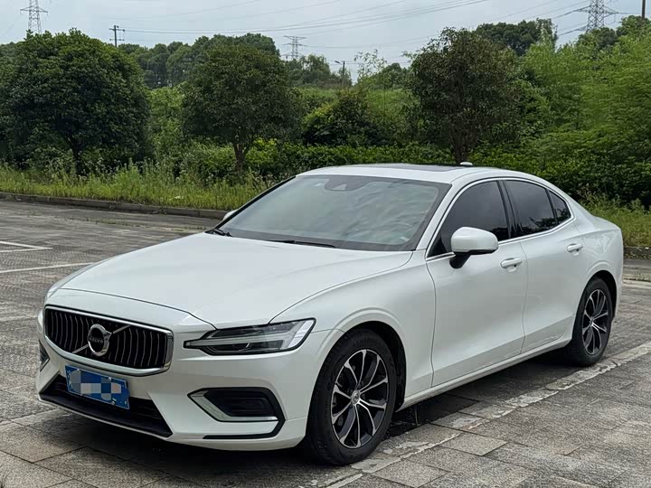 Volvo S60, 2021 — купить в Санкт-Петербурге под ключ