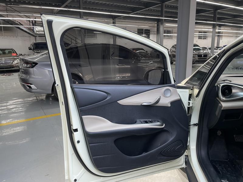 BYD Dolphin, 2022 — фото 12 из 12