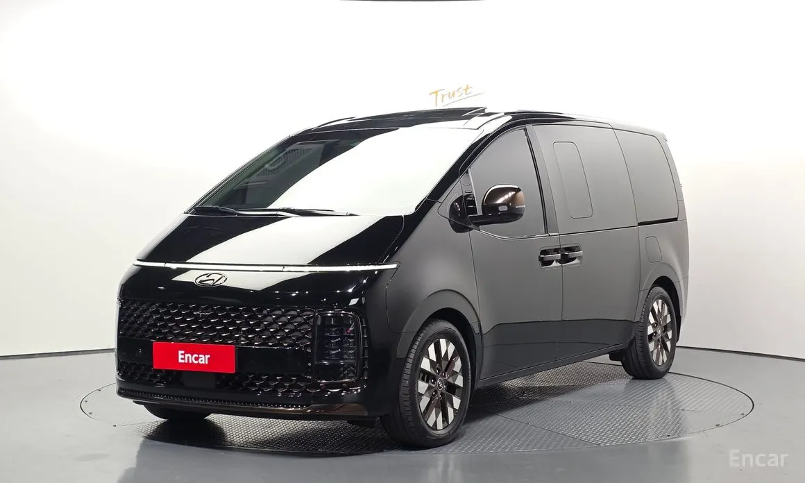 Hyundai Staria, 2023 — купить в Липецке под ключ