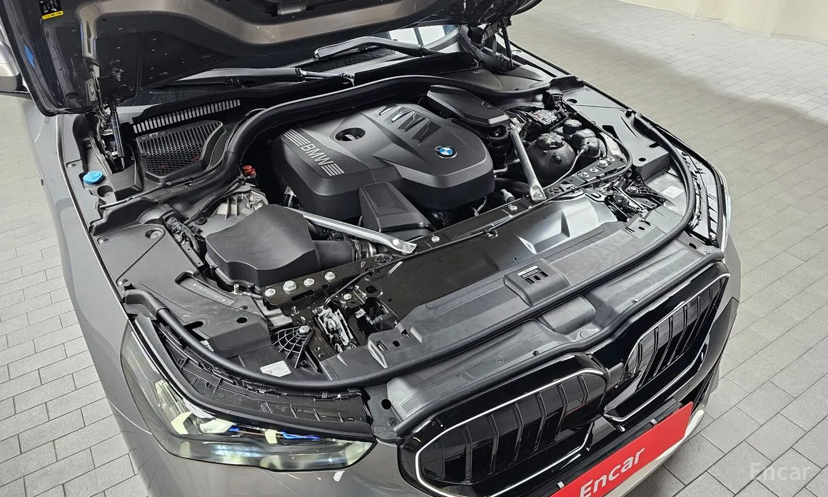 BMW 5 Series, 2025 — фото 6 из 12