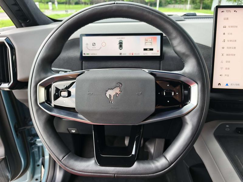Ford Bronco Hybrid/EV, 2025 — фото 10 из 12
