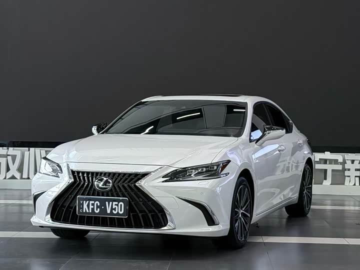 Lexus ES, 2024 — купить в Санкт-Петербурге под ключ