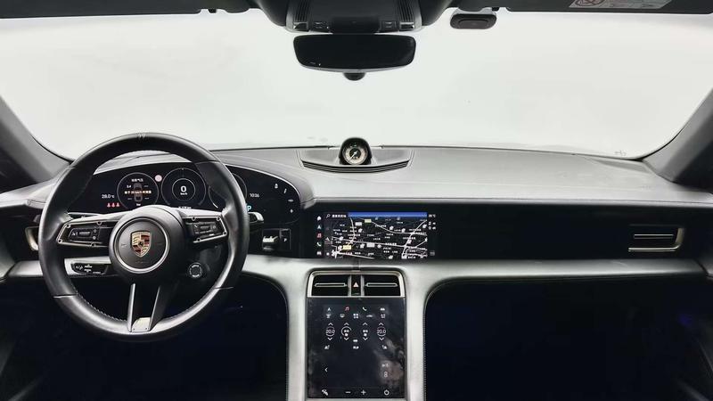 Porsche Taycan, 2021 — фото 8 из 12