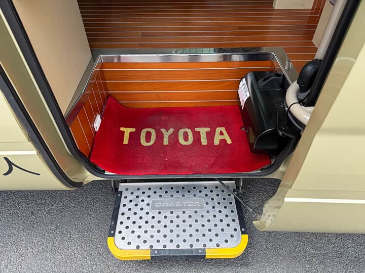 Toyota Coaster, 2023 — фото 11 из 12