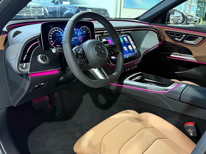 Mercedes-Benz E-Class, 2024 — фото 5 из 9