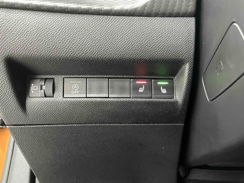 Peugeot 2008, 2022 — фото 11 из 12