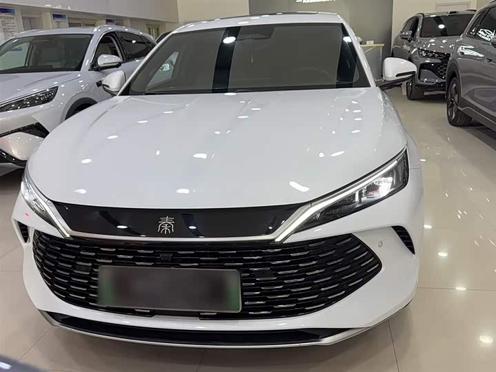 BYD Qin L, 2025 — фото 4 из 9