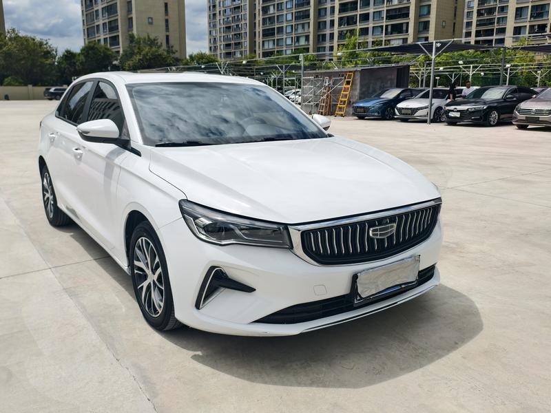 Geely Emgrand, 2024 — фото 3 из 12