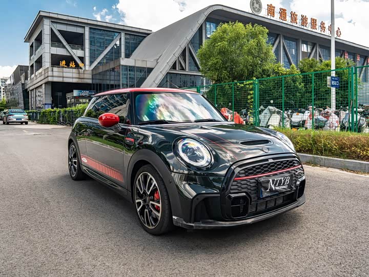 Mini Mini JCW, 2021 — фото 3 из 9
