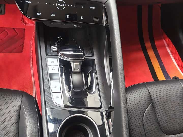Hyundai Elantra N line, 2023 — фото 8 из 9