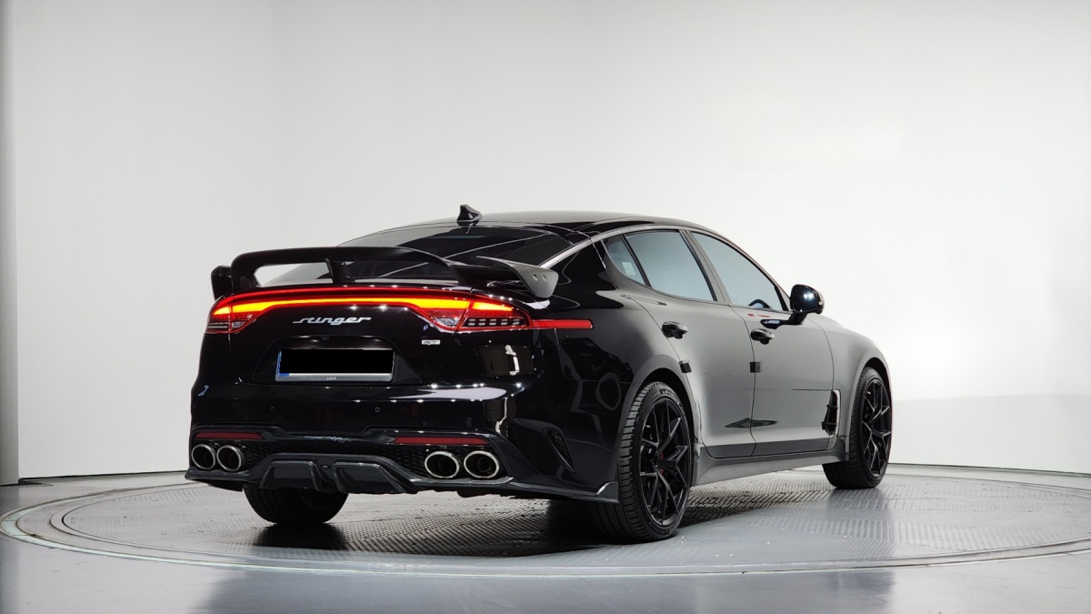 Kia Stinger, 2022 — фото 2 из 12
