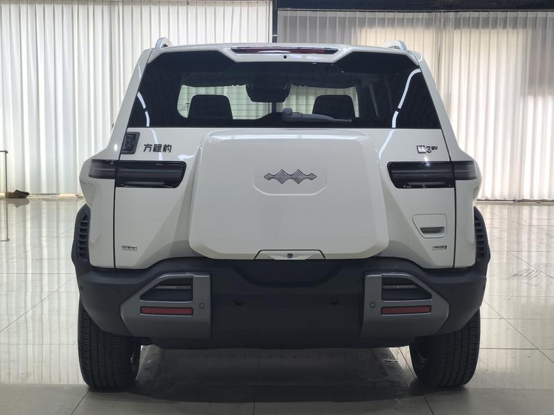 BYD FangChengBao Titanium 3 (Tai 3), 2026 — фото 6 из 12