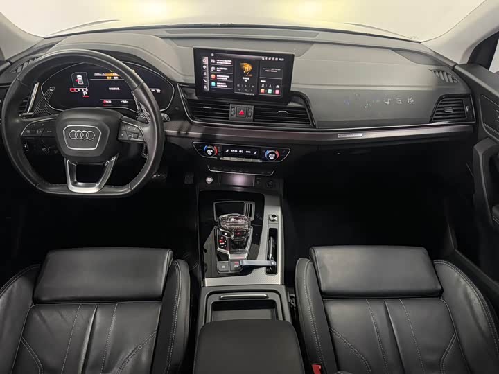 Audi Q5L, 2022 — фото 8 из 9