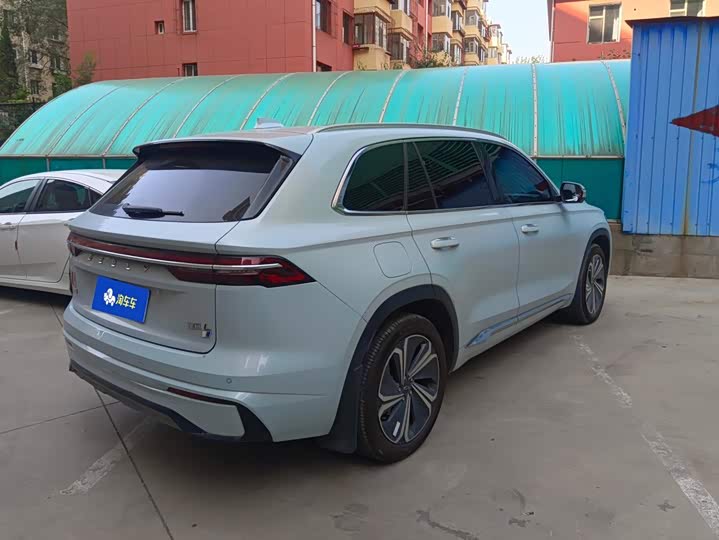 Geely Monjaro, 2022 — фото 3 из 9