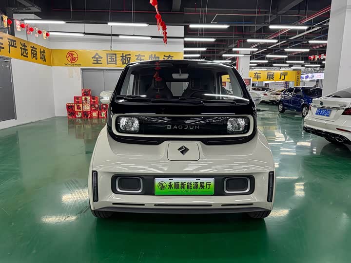 Baojun KiWi EV, 2022 — фото 2 из 9