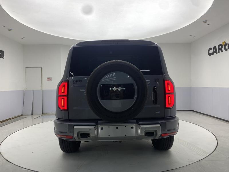 BYD FangChengBao Leopard 5, 2026 — фото 6 из 12