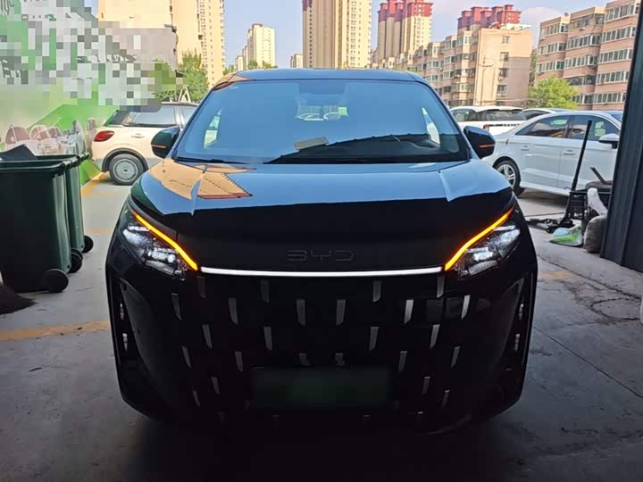 BYD M9, 2025 — фото 3 из 9