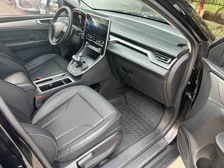 Haval M6, 2023 — фото 4 из 9
