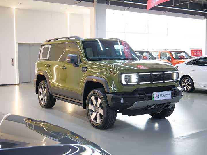 BAIC Beijing BJ40 Hybrid, 2025 — фото 4 из 9