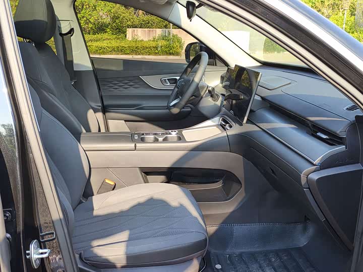 Chery Tiggo 8 Plus, 2025 — фото 9 из 9