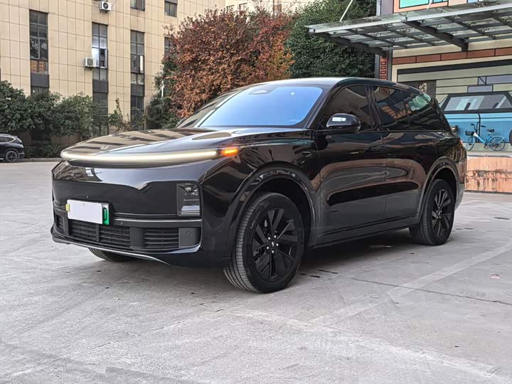 LiXiang L8, 2023 — купить в Перми под ключ