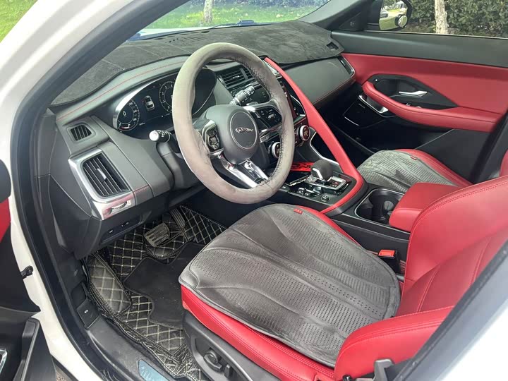 Jaguar E-Pace, 2023 — фото 6 из 9