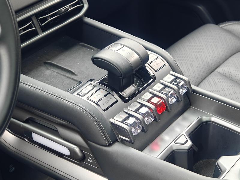 BYD FangChengBao Titanium 3 (Tai 3), 2025 — фото 9 из 12