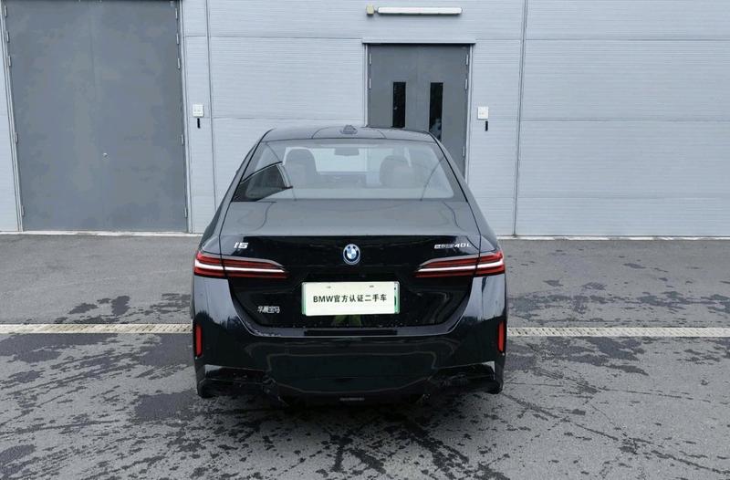 BMW i5, 2025 — фото 4 из 12