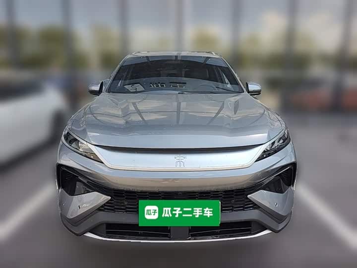 BYD Song Pro Hybrid, 2026 — фото 5 из 9