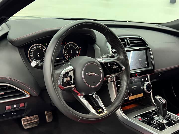 Jaguar XE L, 2023 — фото 6 из 9