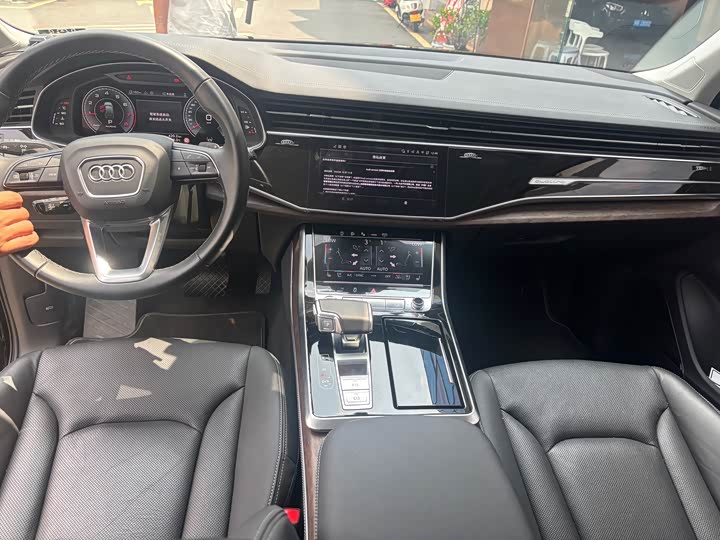 Audi Q7, 2025 — фото 9 из 9