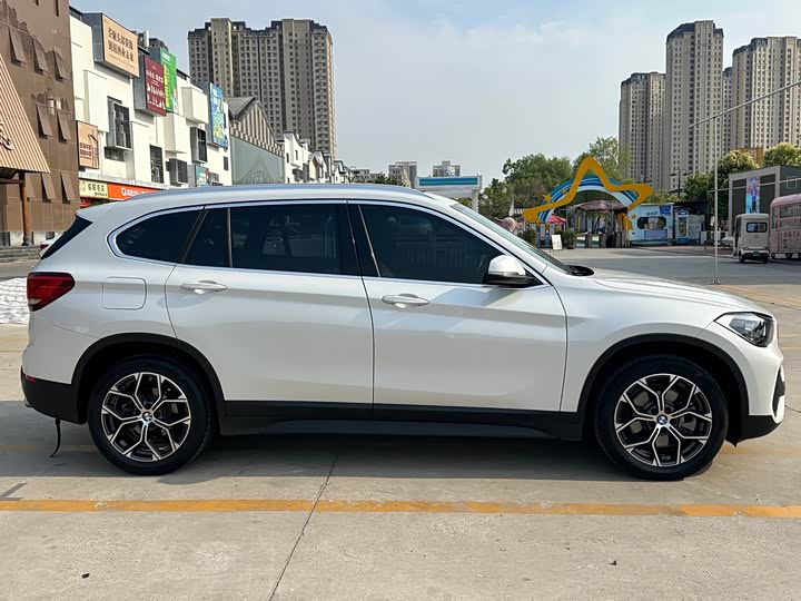 BMW X1, 2022 — фото 4 из 9