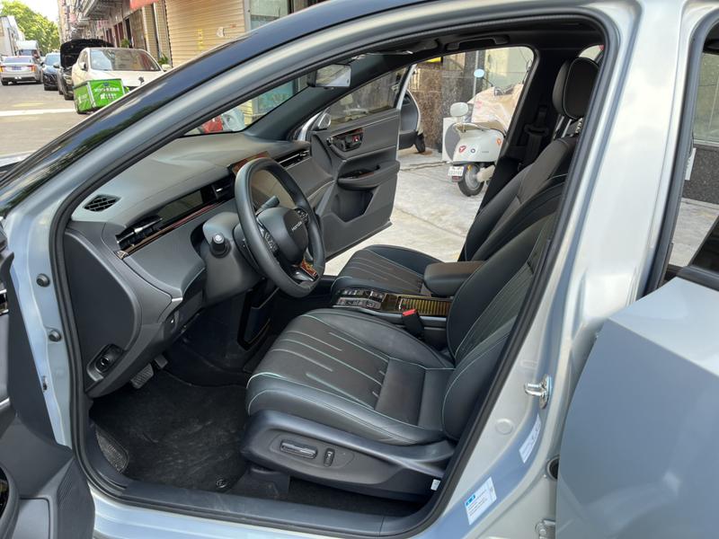 Honda e:NP2, 2025 — фото 9 из 12