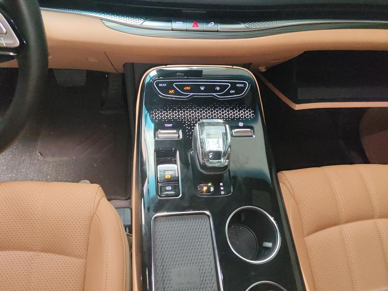 Dongfeng Forthing Xinghai V9, 2026 — фото 9 из 12