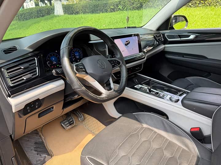 Volkswagen Teramont X, 2022 — фото 7 из 9