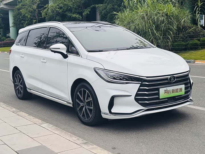 BYD Song Max Hybrid, 2022 — фото 3 из 9