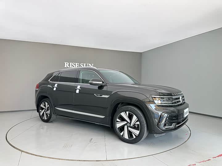 Volkswagen Teramont X, 2022 — фото 3 из 9