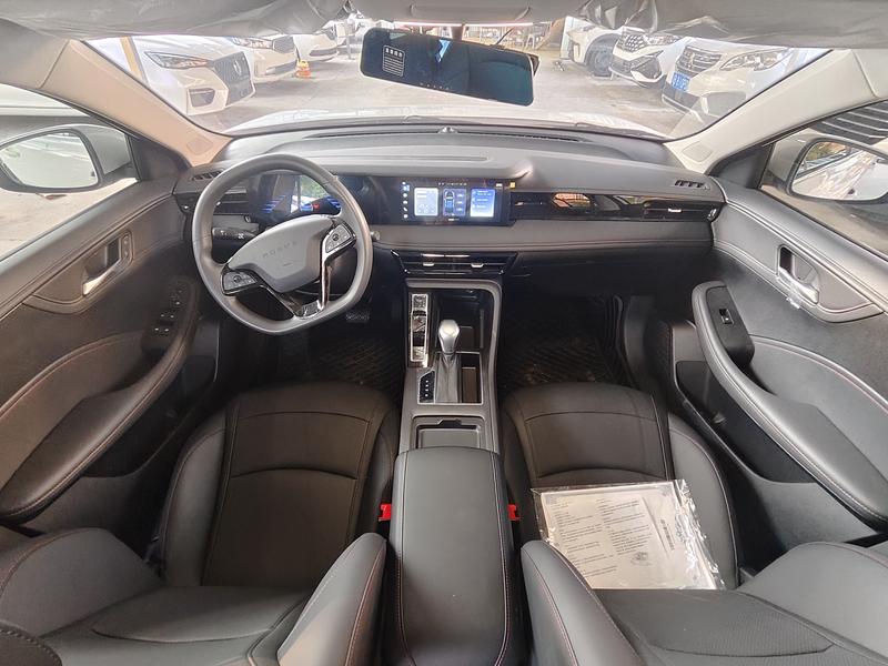 Roewe i5, 2025 — фото 7 из 11