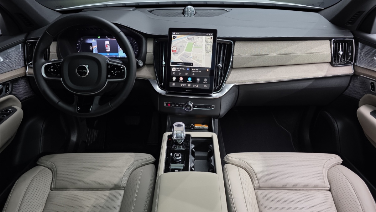 Volvo XC90, 2025 — фото 6 из 12