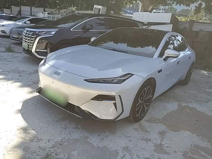 Geely Galaxy E8, 2024 — фото 2 из 9