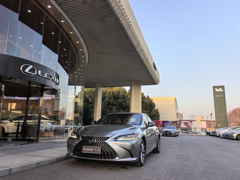 Lexus ES, 2024 — купить в Саратове под ключ